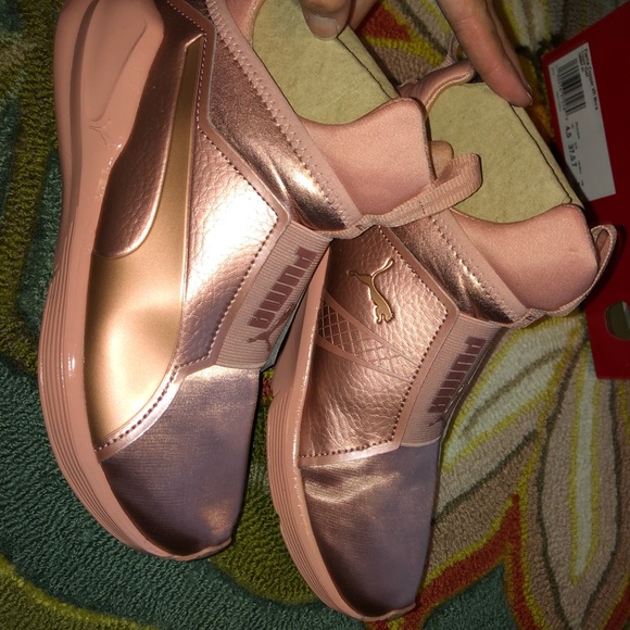 Pink Pumas - Picture 2 of 8